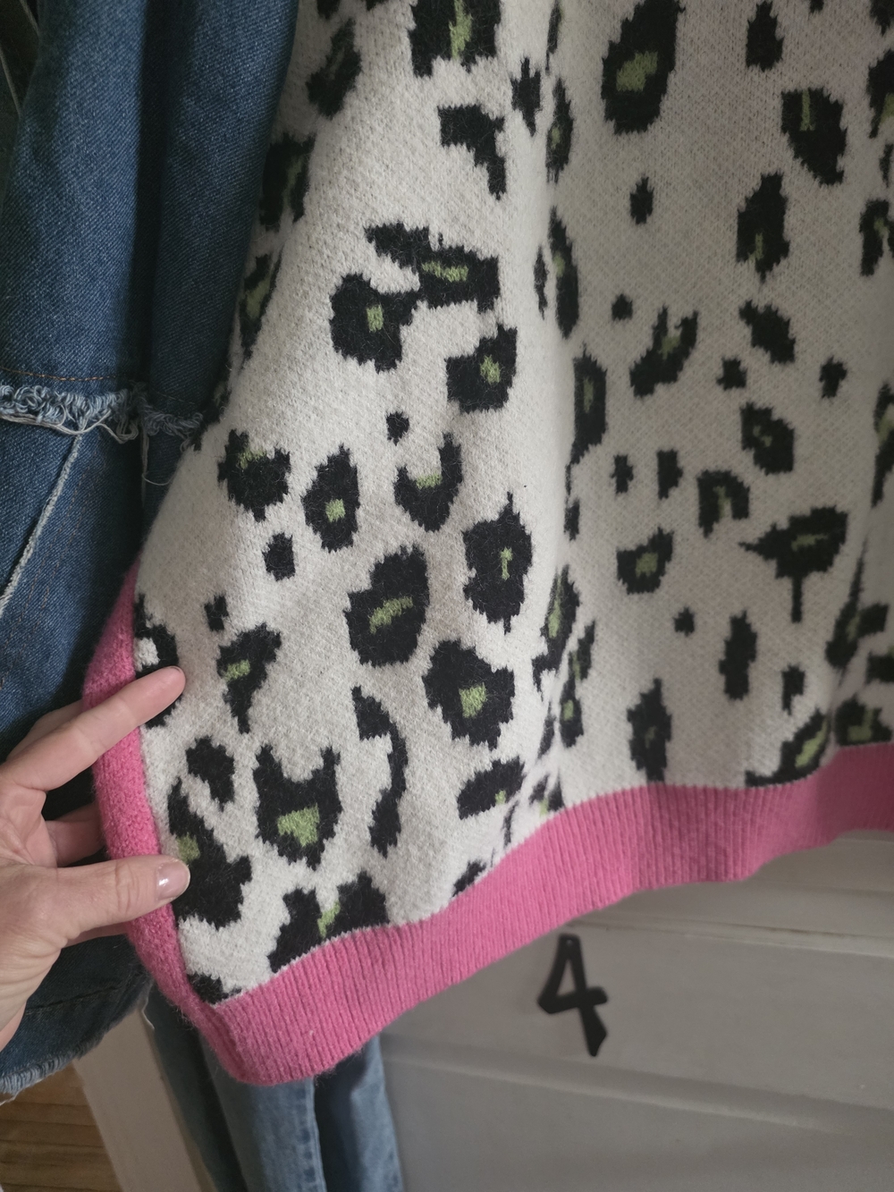 JASCIS Colorblock Leopard Patchwork Cardigan - Pink/White/Denim - Picture 5 of 16